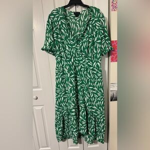 Green Leaf Print Dress